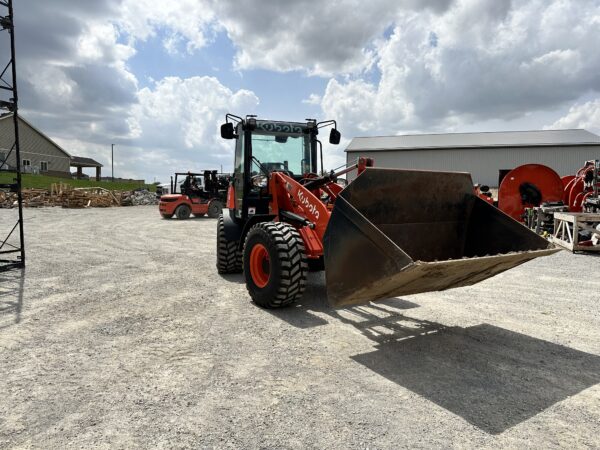 2024 R640 (FORMER RENTAL) - Image 5